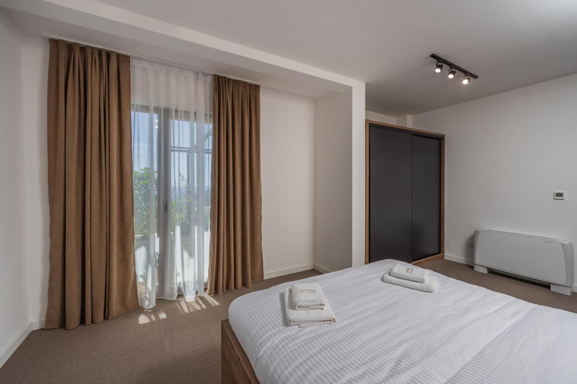 Apart & Spa Beganovic Dobra Voda Oda fotoğraf